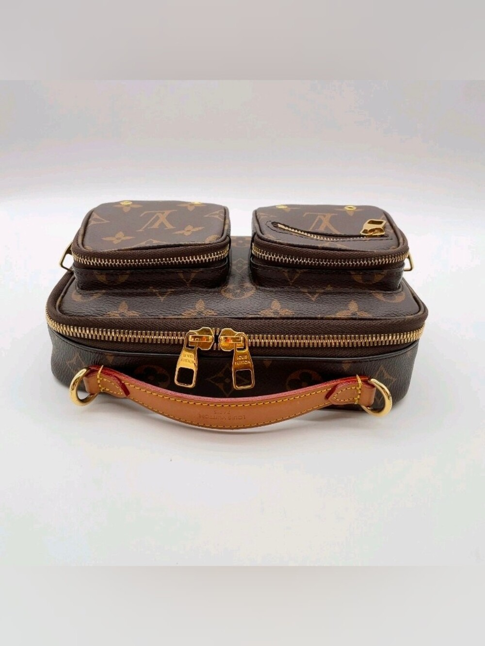 Louis vuitton Monogram Utility Crossbody M80446 W/Box/Dustbag/Strap/Coin pouch - Picture 6 of 16